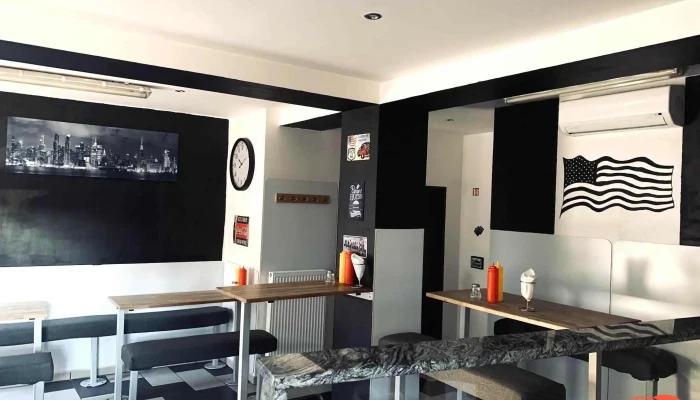 Bistro Americano -  Vse - Nádražní 108