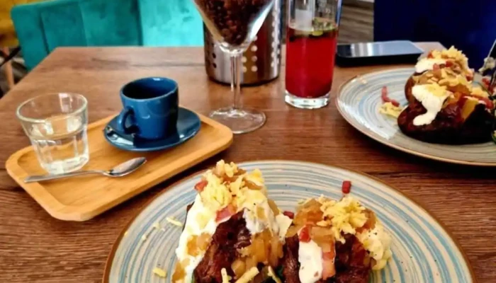 Bistro Brambora -  Kava - U Potoka 4391 276 01