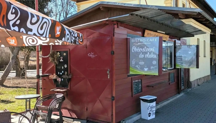 Bistro Cafe Nadrazi Revnice Pod Lipami - Pod Lipami