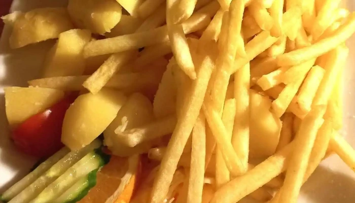Bistro Labuznik A Catering Hranolky - 54, Nám. Dr. E. Beneše 16