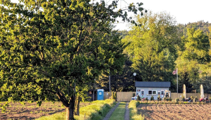 Bistro Na Konci Cesty -  čislo - Louny Ev. Číslo 2500, 44001, 50.3662458n 13