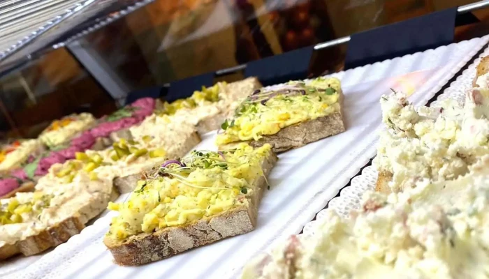 Bistro Pomysleni Jidlo A Piti - Kolín Iii