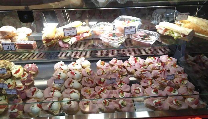 Bistro U Martyho -  Vse - Nám. Čsl. Armády 341