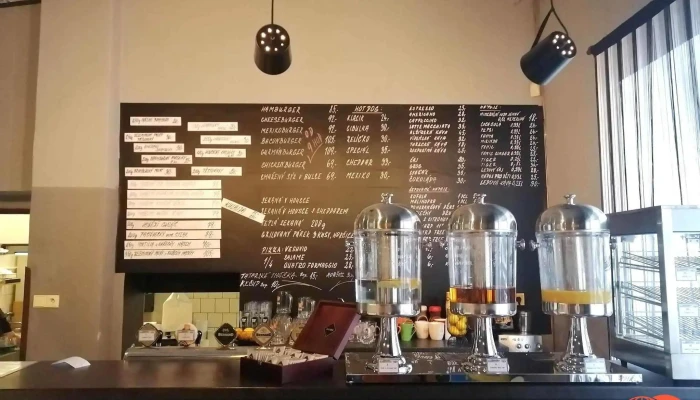 Bistro U Martyho -  Vzhled A Atmosfera - Nám. Čsl. Armády 341