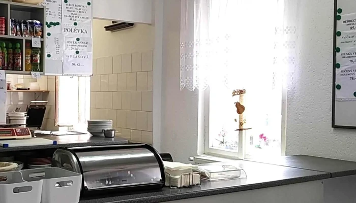 Bistro U Vondracku -  Bufetova Restaurace - Nám. 28. Října 152