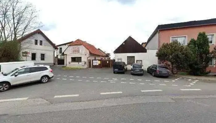 Bistro V Zahrade Street View A 360deg - Čsl. Armády 20