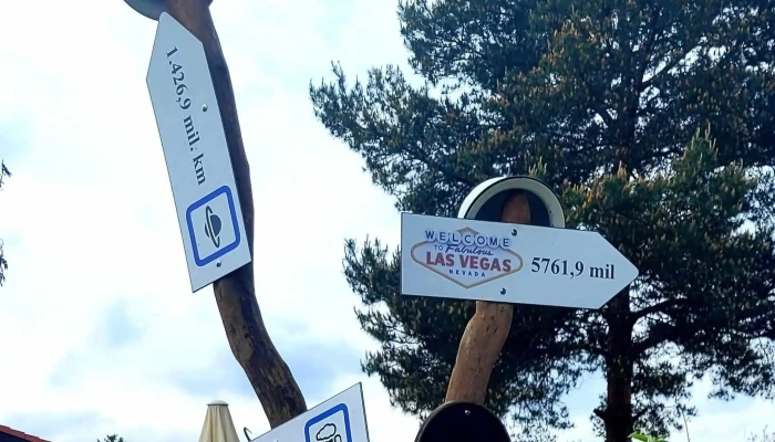 Bistro V Zahrade čislo - Čsl. Armády 20