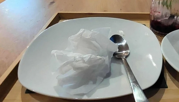 Bistro Za Rohem -  Otevřeno Nyni - Mládežnická 422
