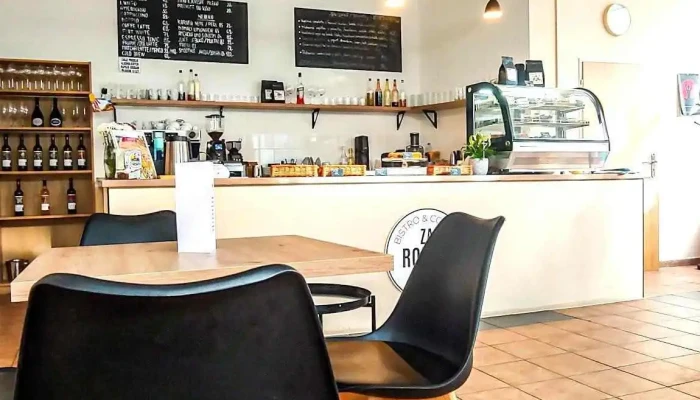 Bistro Za Rohem -  Vzhled A Atmosfera - Mládežnická 422