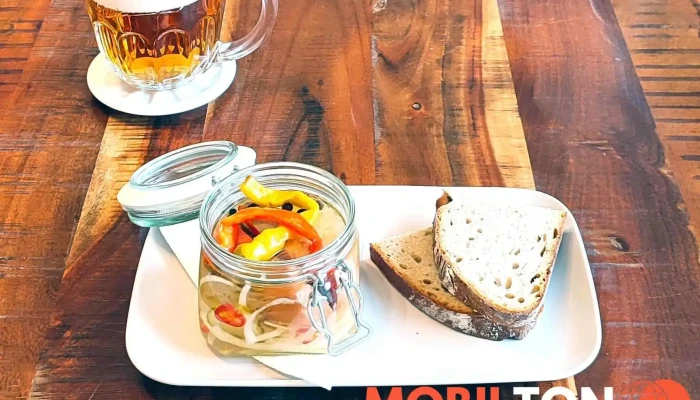 Bistro Zahradka Na Tenisu Vse - Hořelické Nám. 1130