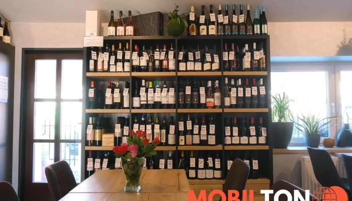 Bistroteka A Gelato Vzhled A Atmosfera - Mírové Nám. 1583
