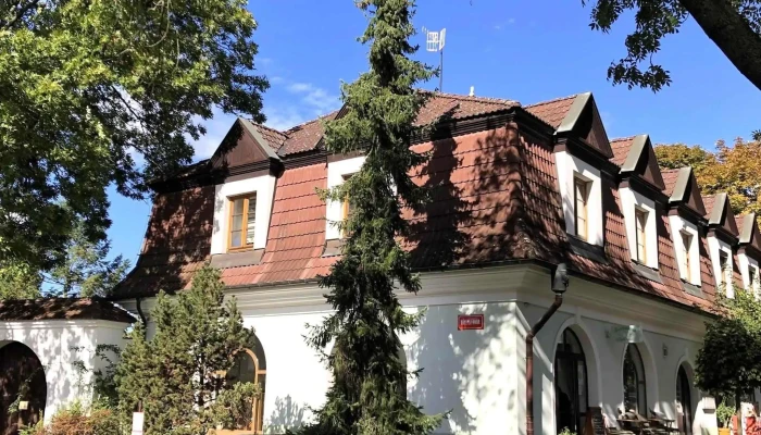 Bistrotéka Zdibská - Náměstí M. J. Husa 20