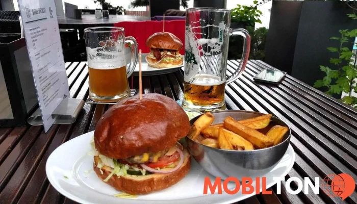Blackdog Beroun -  Hamburger - Česká 140