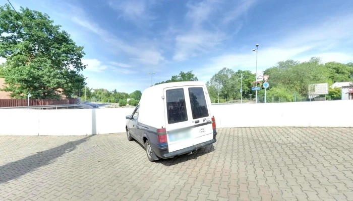Bozska Komedie U Roubase Street View A 360deg - Mezi Křižovatkami 23