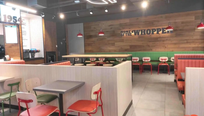 Burger King -  Vzhled A Atmosfera - Hradební 1