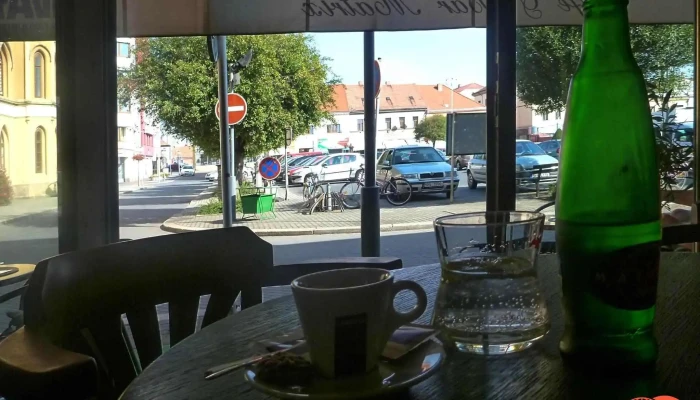 Cafe Bar Matrix -  Vzhled A Atmosfera - Masarykovo Nám. 16
