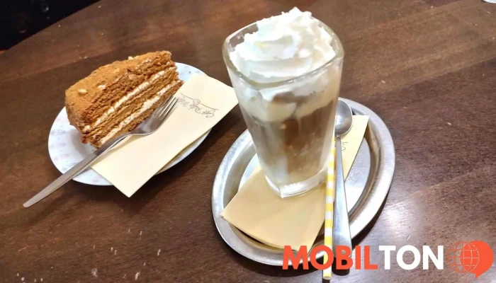 Cafe Bistro Matine Kavovy Kolac - Ztracená 11