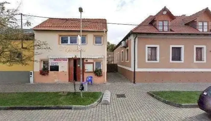 Cafe Girolami -  Street View A 360deg - Hořín