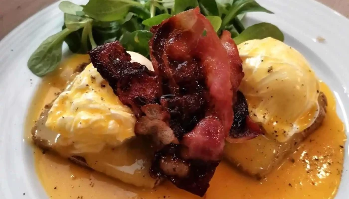 Cafe Libeznice Vejce Benedikt - Mělnická 424