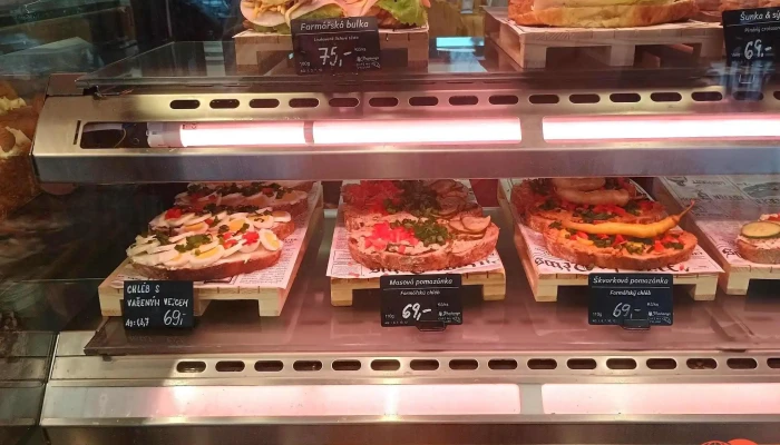 Cafe Na Vysluni Nejnovejsi - Vraňany 230