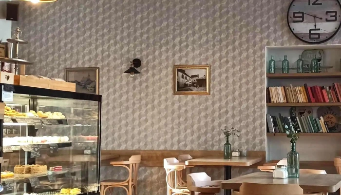 Cafe Republika Kavarna   Cukrarna Slevy - Nám. Dr. E. Beneše 39/15
