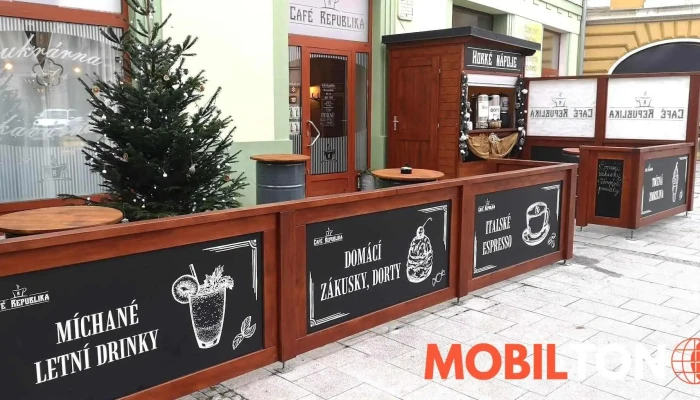 Cafe Republika Kavarna   Cukrarna Vse - Nám. Dr. E. Beneše 39/15