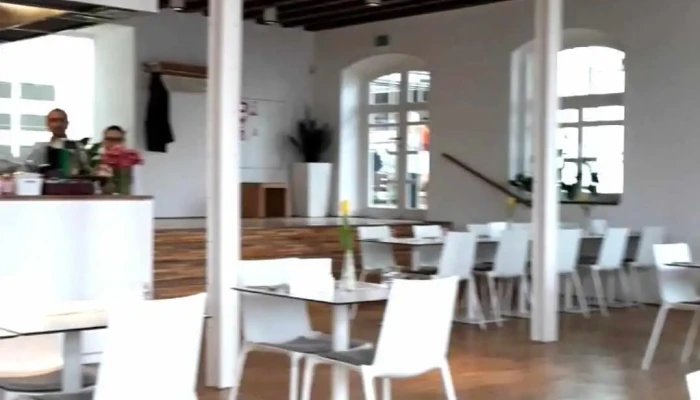 Cafe Restaurant Vaclav Vzhled A Atmosfera - Tř. Václava Klementa 294
