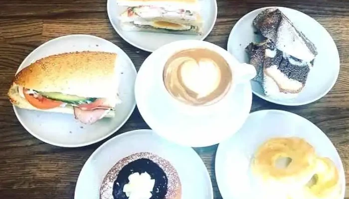Cafe Starosta -  Jidlo A Piti - Pražská 119