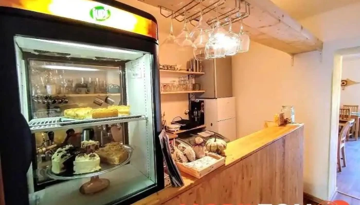Cafe Zivel Vzhled A Atmosfera - Ostruhova 58