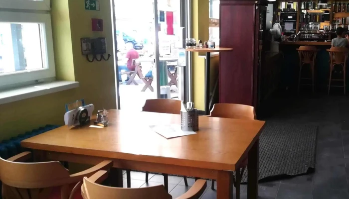 Canada Pub -  Oteviraci Doba - Gahurova 5265
