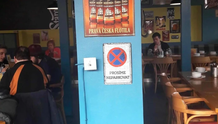 Canada Pub -  Videa - Gahurova 5265