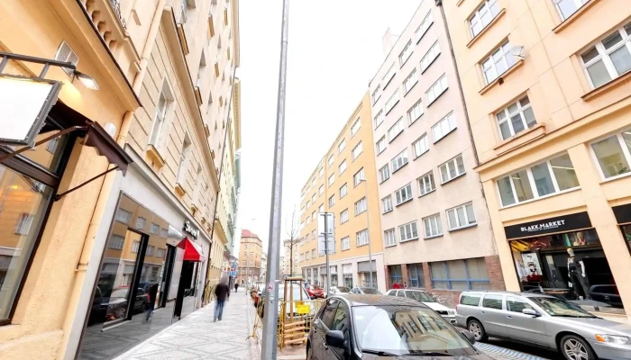 Casa 71 -    Tapas Restaurant Garden Street View A 360deg - Praha 2-vinohrady