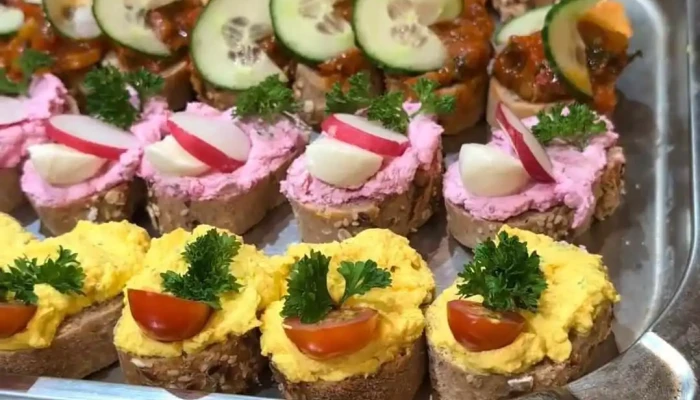 Catering Kladno -  Jidlo A Piti - Poděbradova 272 01