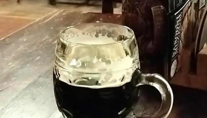 Cernokostelecky Pivovar Nejnovejsi - Českobrodská 17