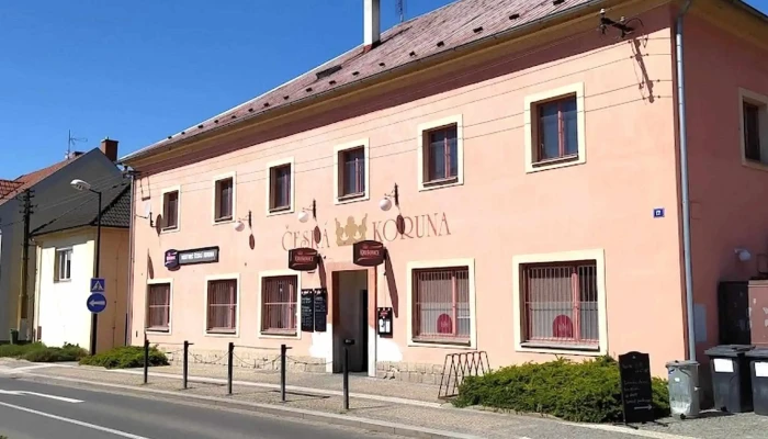Ceska Koruna Restaurace - Komenského 17