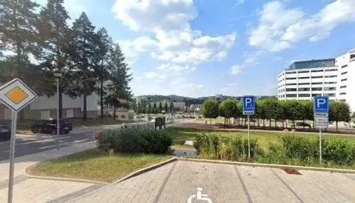 Ceska Restaurace Vse - Nám. Práce 2512