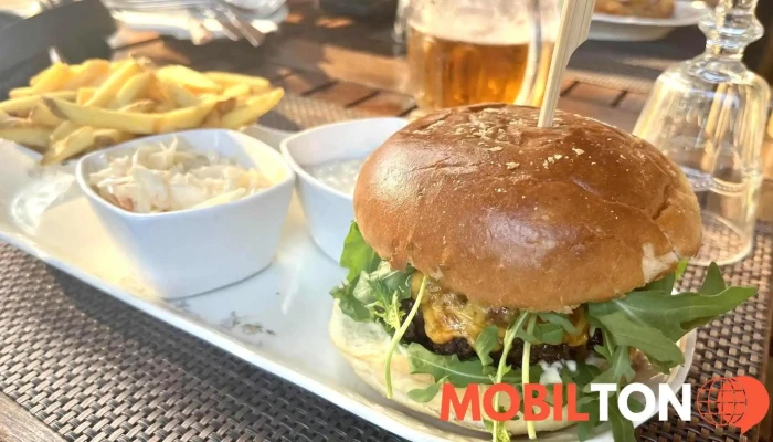 Cestlicka Veranda Hamburger - Čestlice-říčany U Prahy