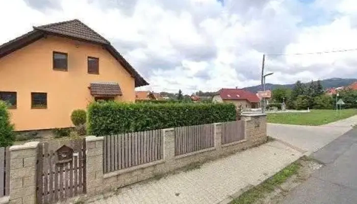 Chaba Fast Food Pizzeria Street View A 360deg - Teplická 75