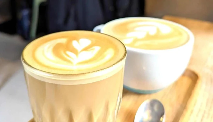 Charlies Coffee Garden Caffe Latte - Malé Valy 1705/21