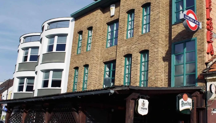 Chelsea Pub -  Od Vlastnika - Lešetín I 674