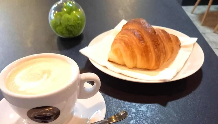 Chleby Jako V Nebi Pekarna Bistro Videa - Vnitřní Město
