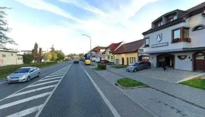 Chytre Mobilni Telefony Street View A 360deg - 1, Husova 28