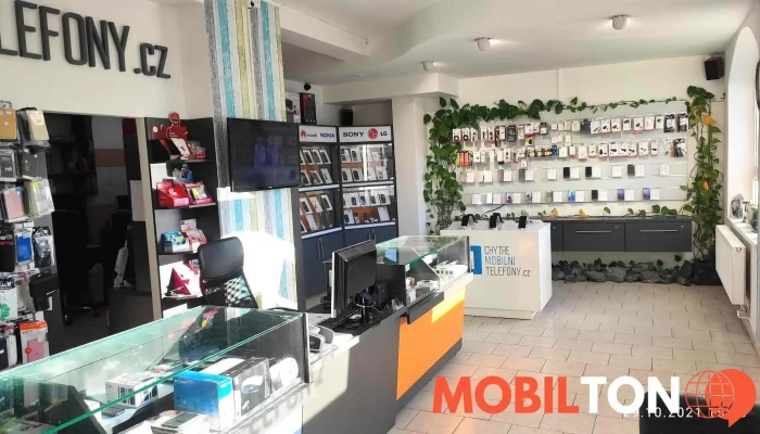 Chytre Mobilni Telefony Uvnitr - 1, Husova 28