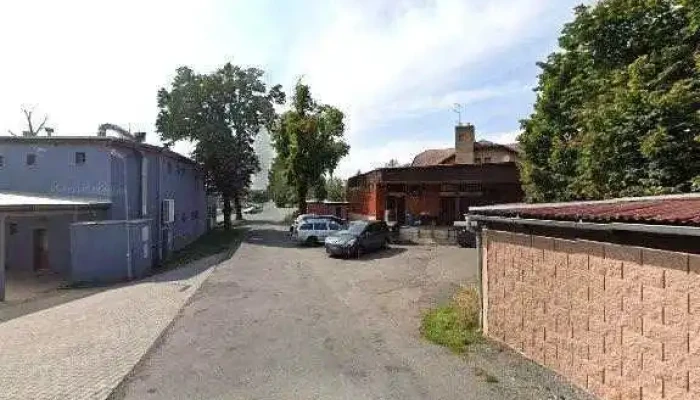 Cinska Restaurace Dlouha Reka Street View A 360deg - Dubinské Kaštánky 490