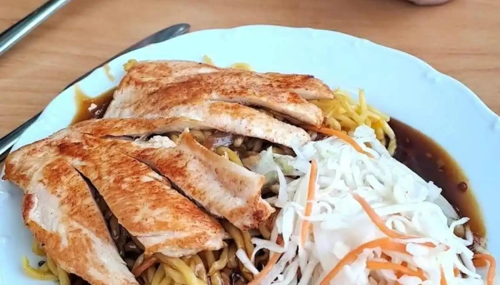 Cinska Restaurace Panda Jidlo A Piti - Kročehlavy