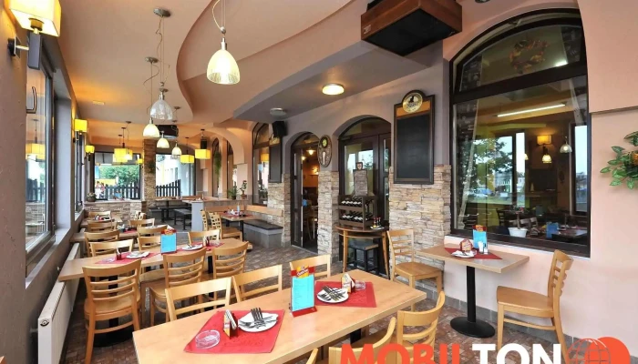 Cinska Restaurace Vzhled A Atmosfera - Hodějovského 1707