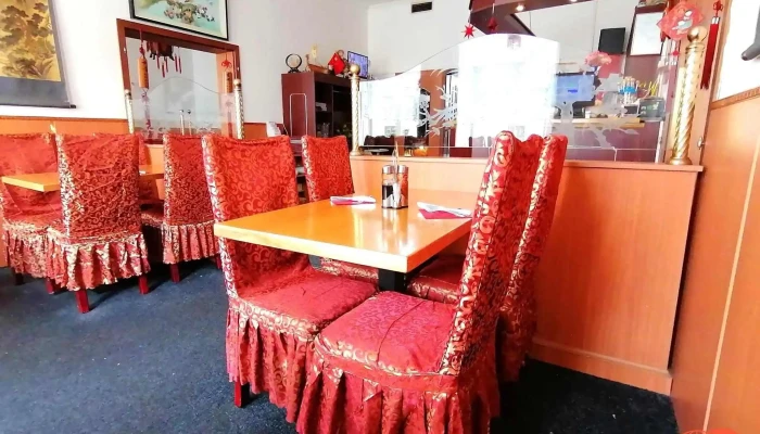Cinska Restaurace Vzhled A Atmosfera - Svatováclavská 16/7