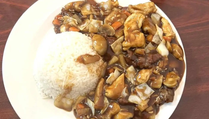 Cinska Restaurace Xin Da Jidlo A Piti - 5. Května, Na Burse 595