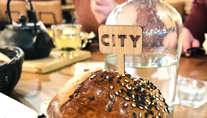 Cityclub Restaurant Coctail Bar Bowling Adresa - Meziříčská 1710 Rožnov Pod Radhoštěm