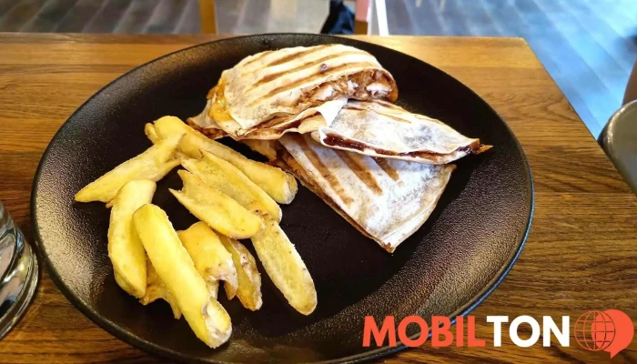 Cityclub Restaurant Coctail Bar Bowling Hranolky - Meziříčská 1710 Rožnov Pod Radhoštěm